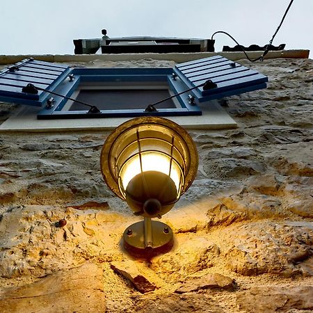 Luxury Leni Guest House ムルテル エクステリア 写真